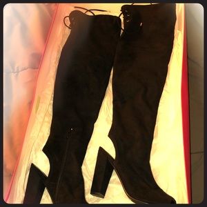 Thigh high black Guess boots